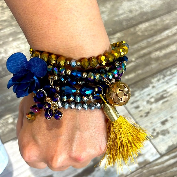 Gorgeous stacked bracelet - Picture 1 of 2